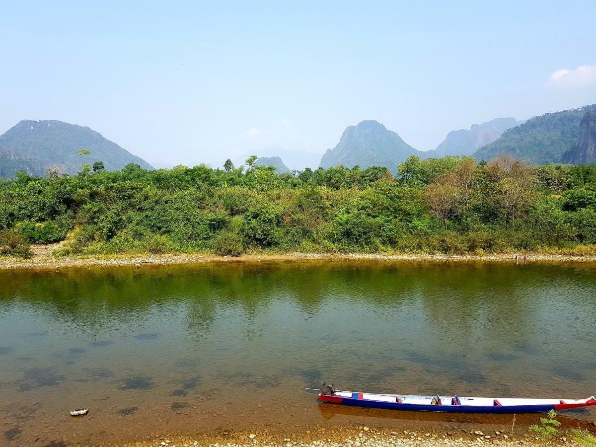 Simon Riverside Hotel Vang Vieng Exterior photo